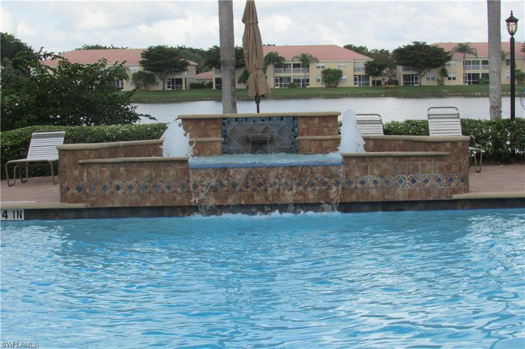 HUNTINGTON LAKES - Residential