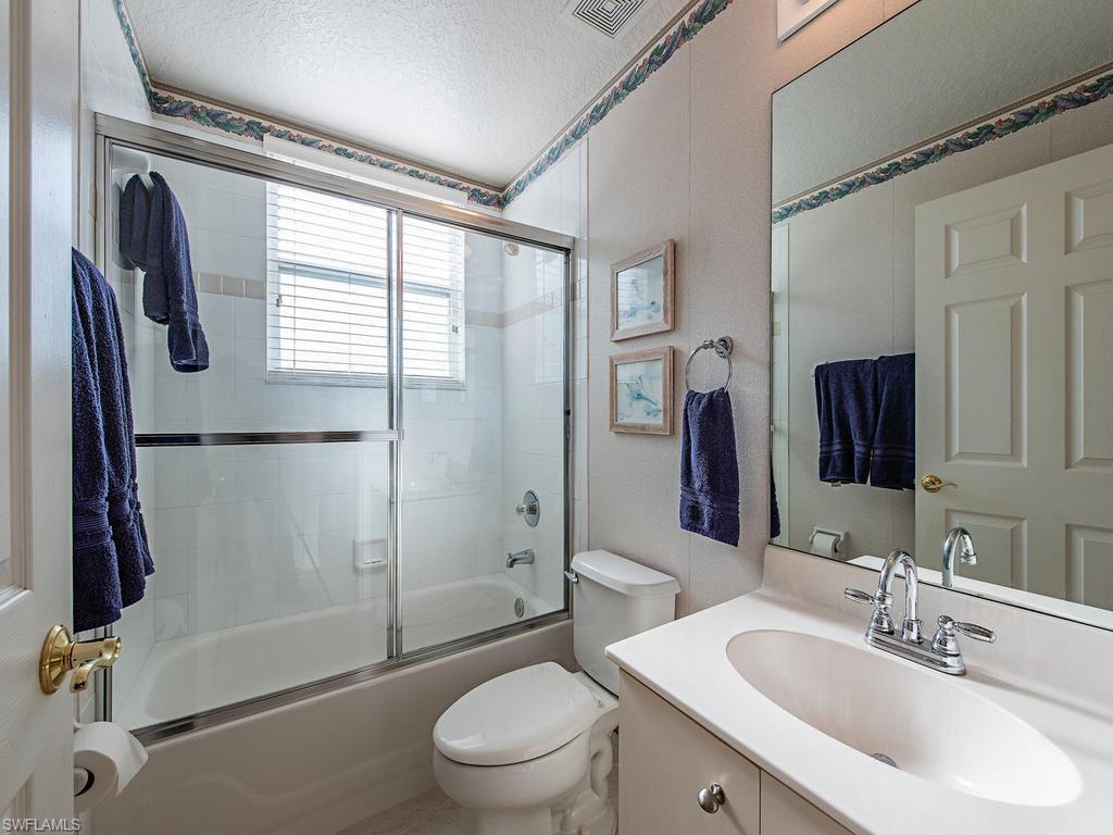 HUNTINGTON LAKES - Residential