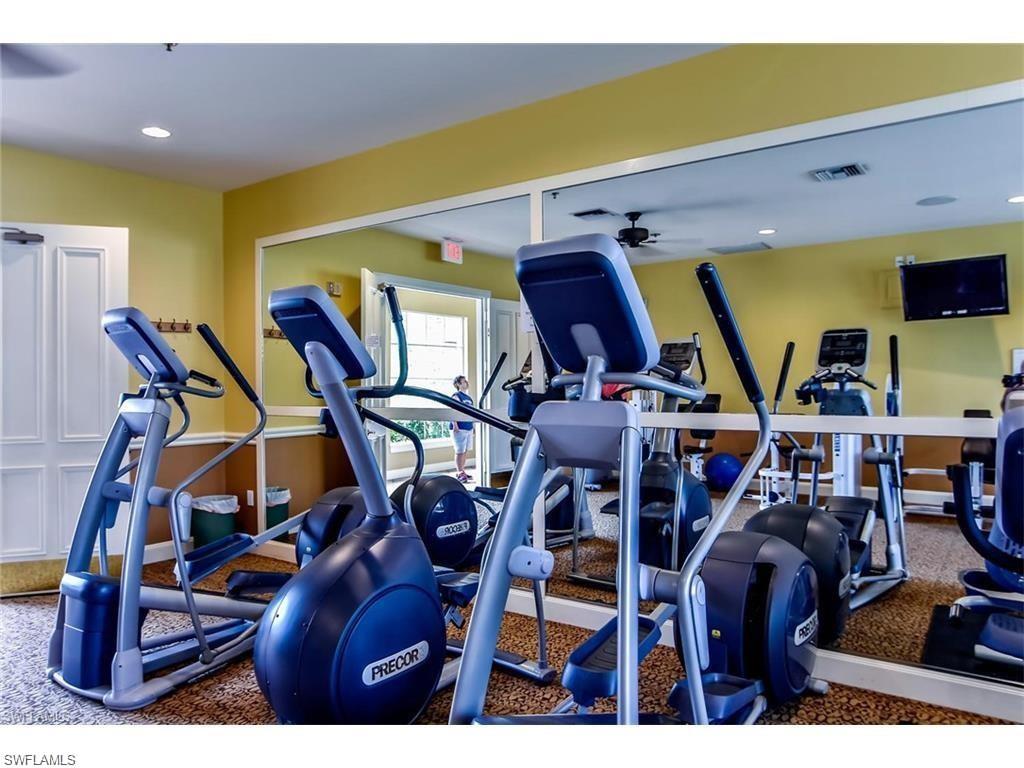 HUNTINGTON LAKES - Residential