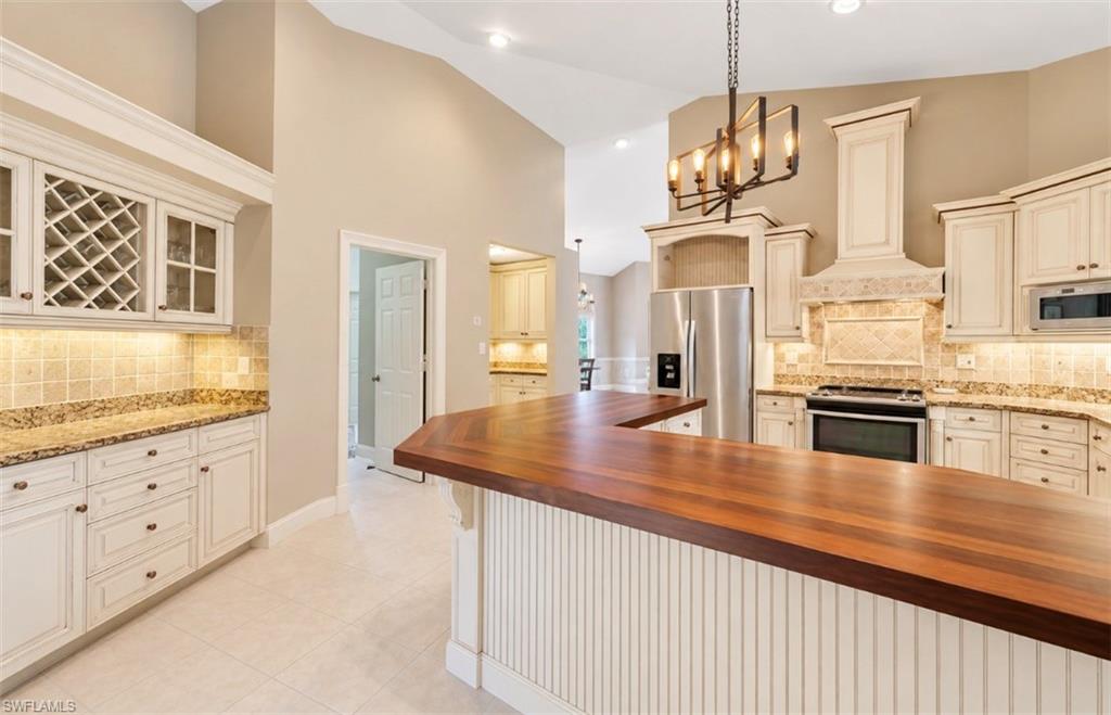 146 Muirfield CIR