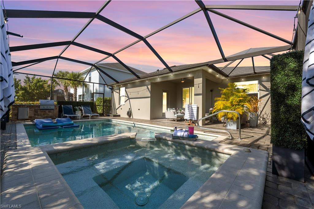 TRAILS EDGE - Residential