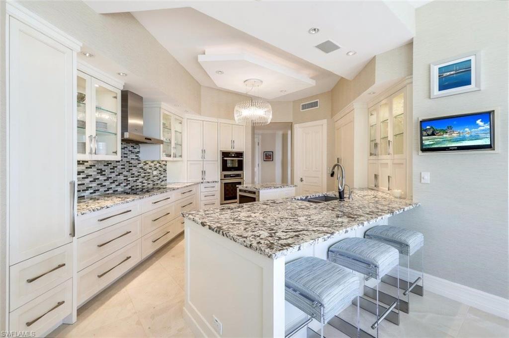 MARQUESA AT BAY COLONY - Residential