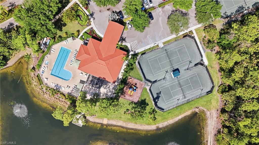 CARLTON LAKES - Residential