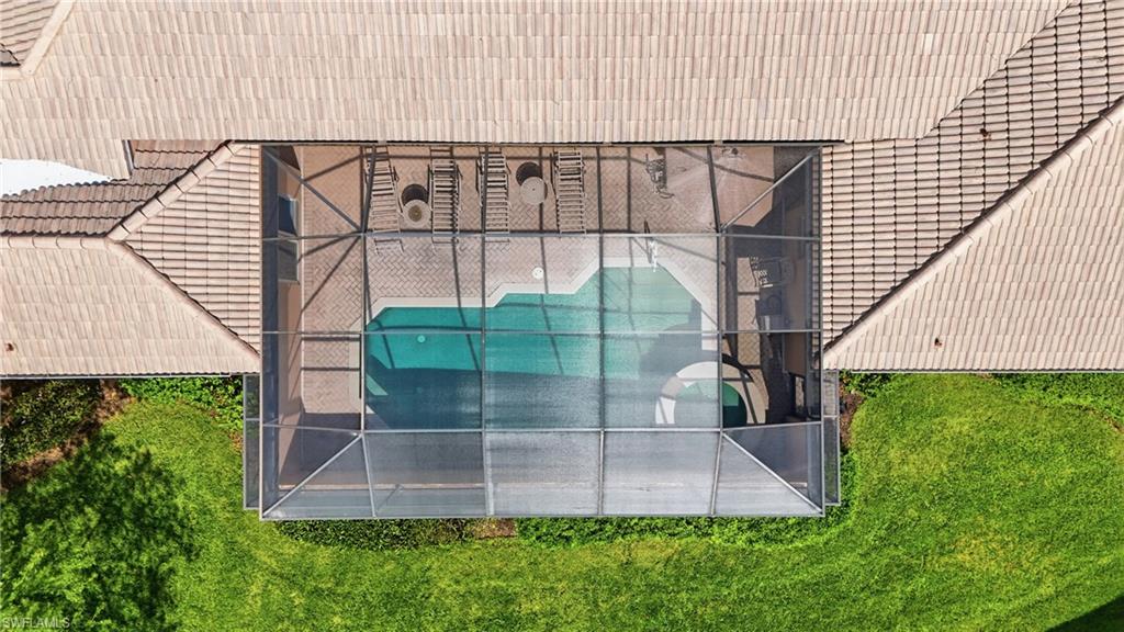 CARLTON LAKES - Residential