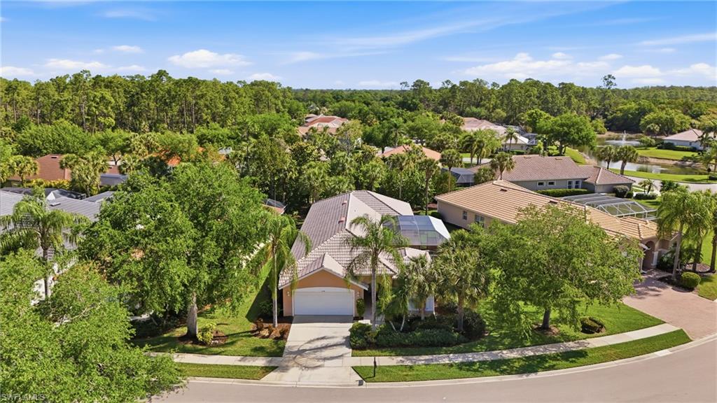 CARLTON LAKES - Residential