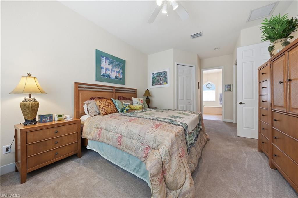 CARLTON LAKES - Residential