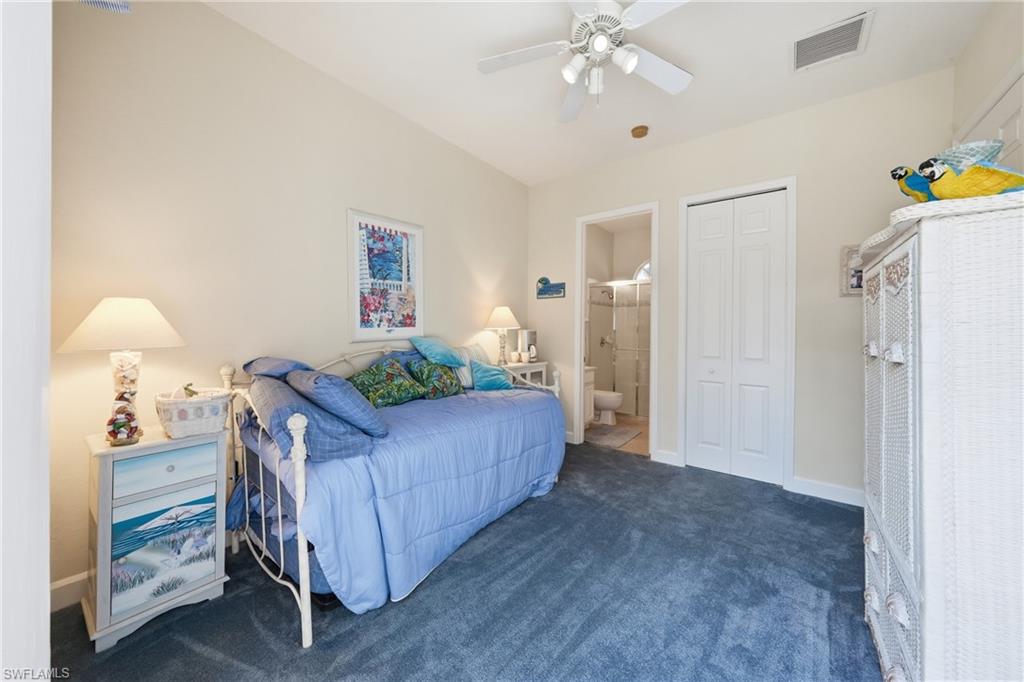 CARLTON LAKES - Residential