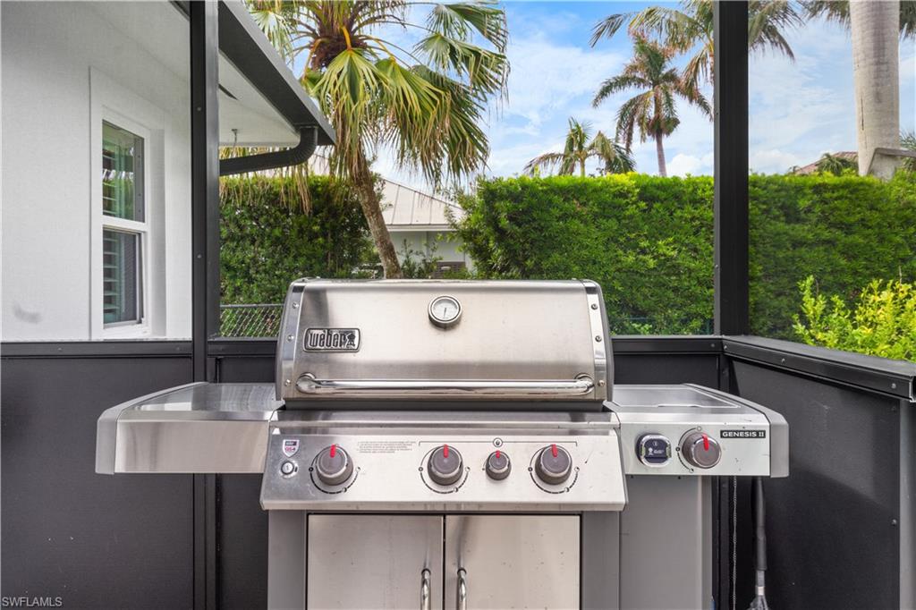 ANCHOR COURT - Residential Lease