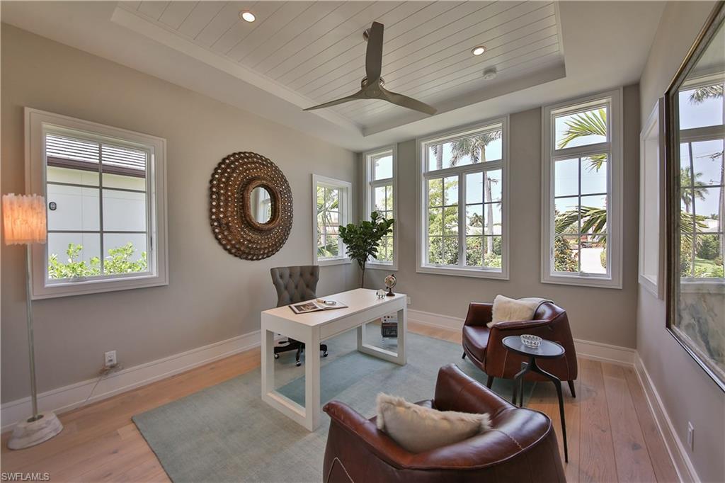 MOORINGS - Residential