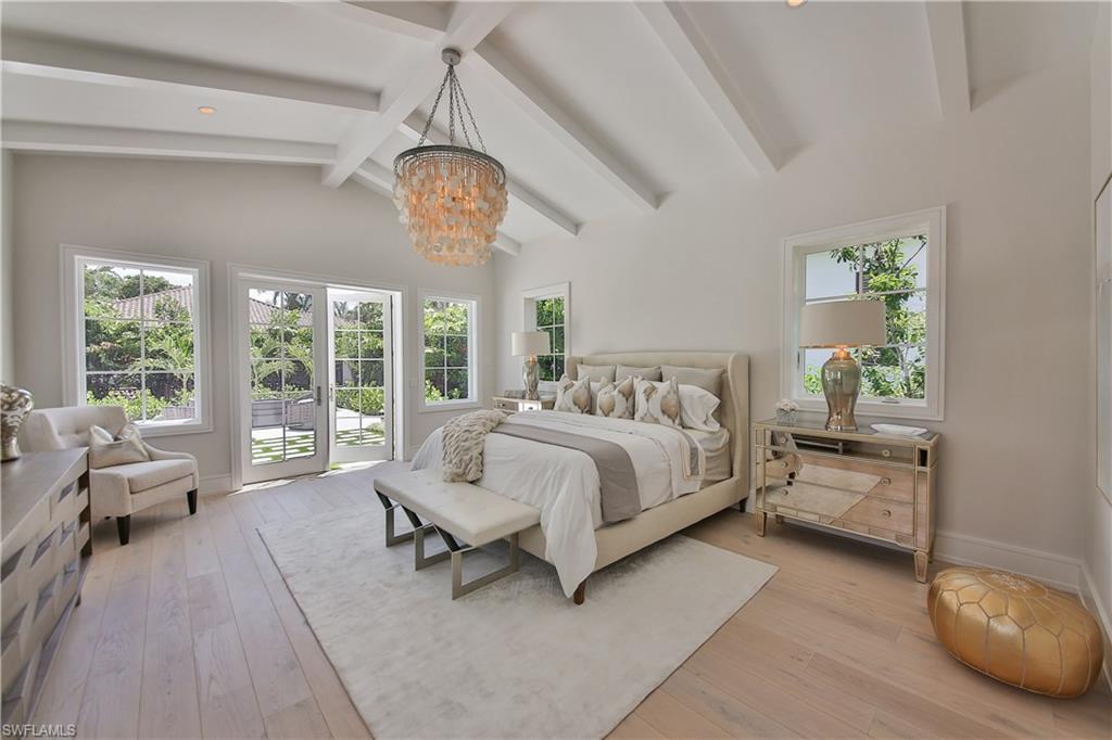 MOORINGS - Residential