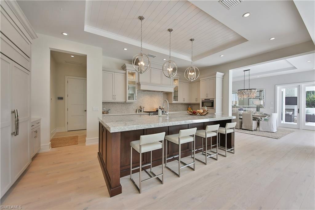 MOORINGS - Residential