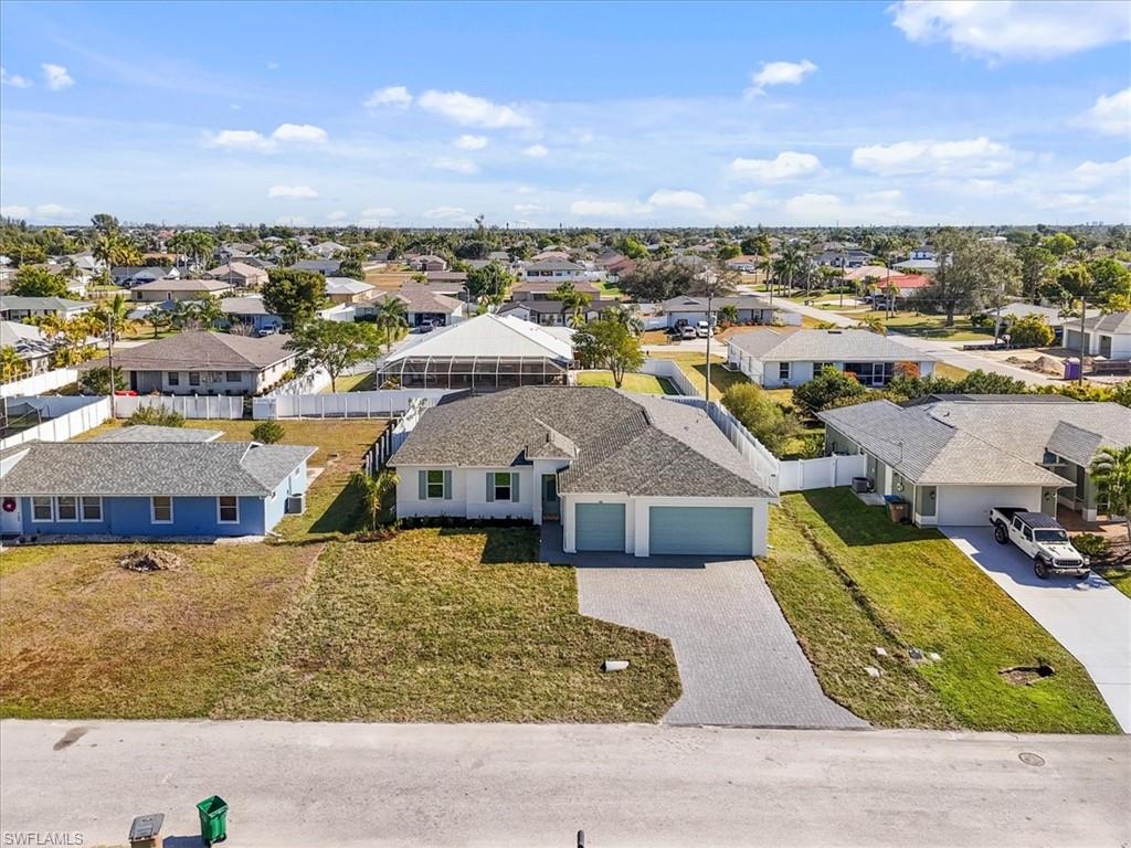 CAPE CORAL - Residential