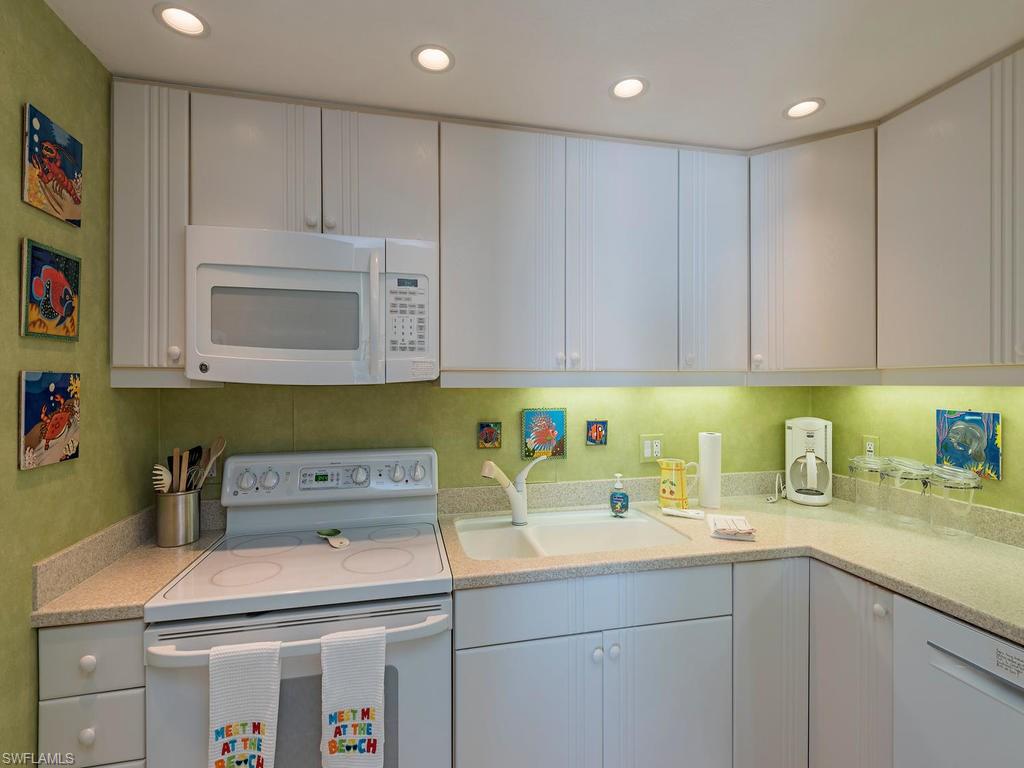 GULFVIEW APTS OF MARCO ISLAND - Residential