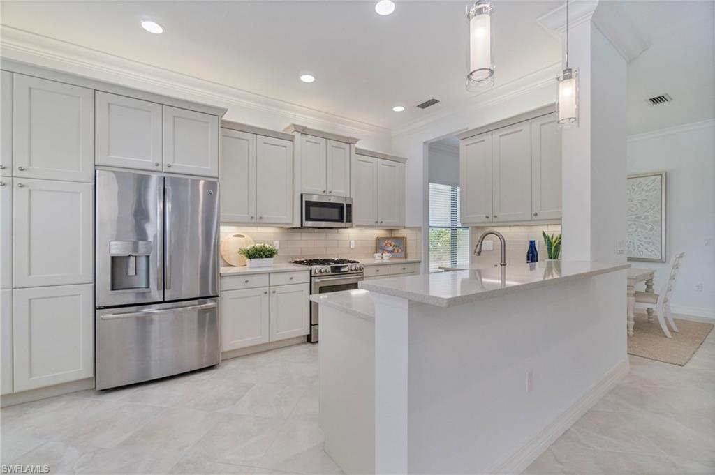 STONECREEK - Residential