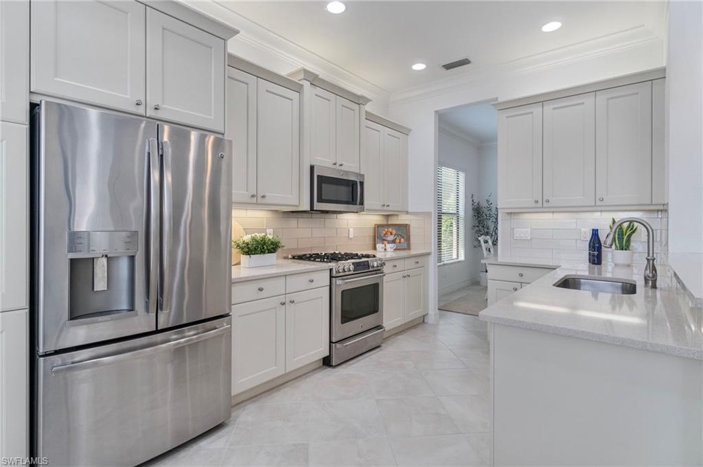 STONECREEK - Residential