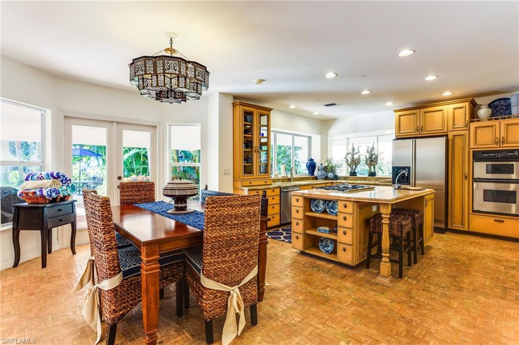 AQUALANE SHORES - Residential