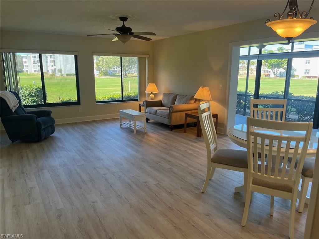 SEVEN LAKES - Residential