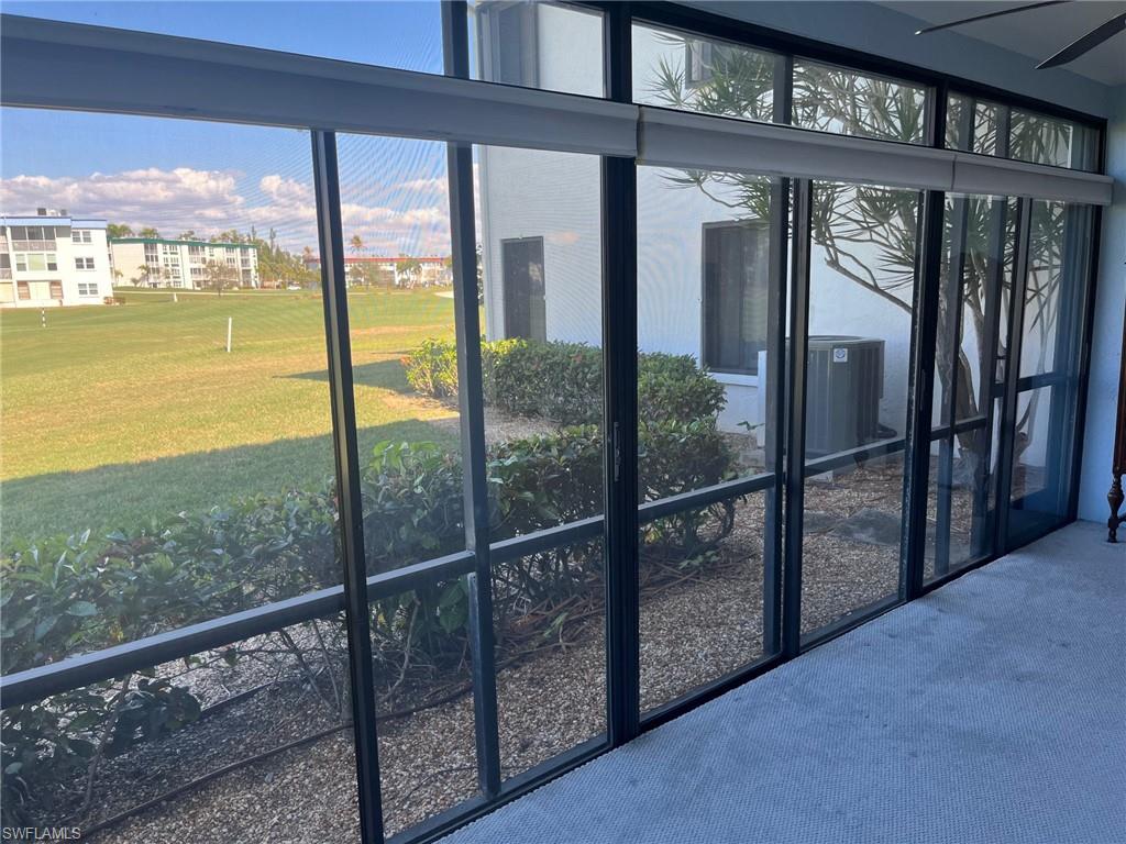 SEVEN LAKES - Residential