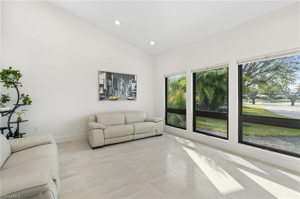 HENDRY CREEK - Residential