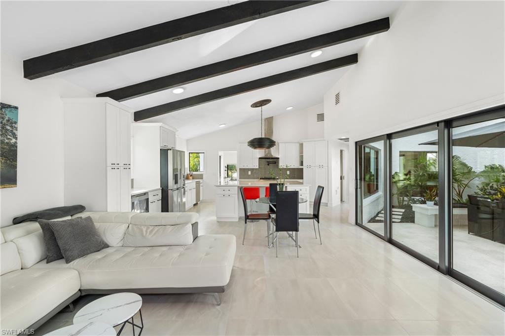 HENDRY CREEK - Residential