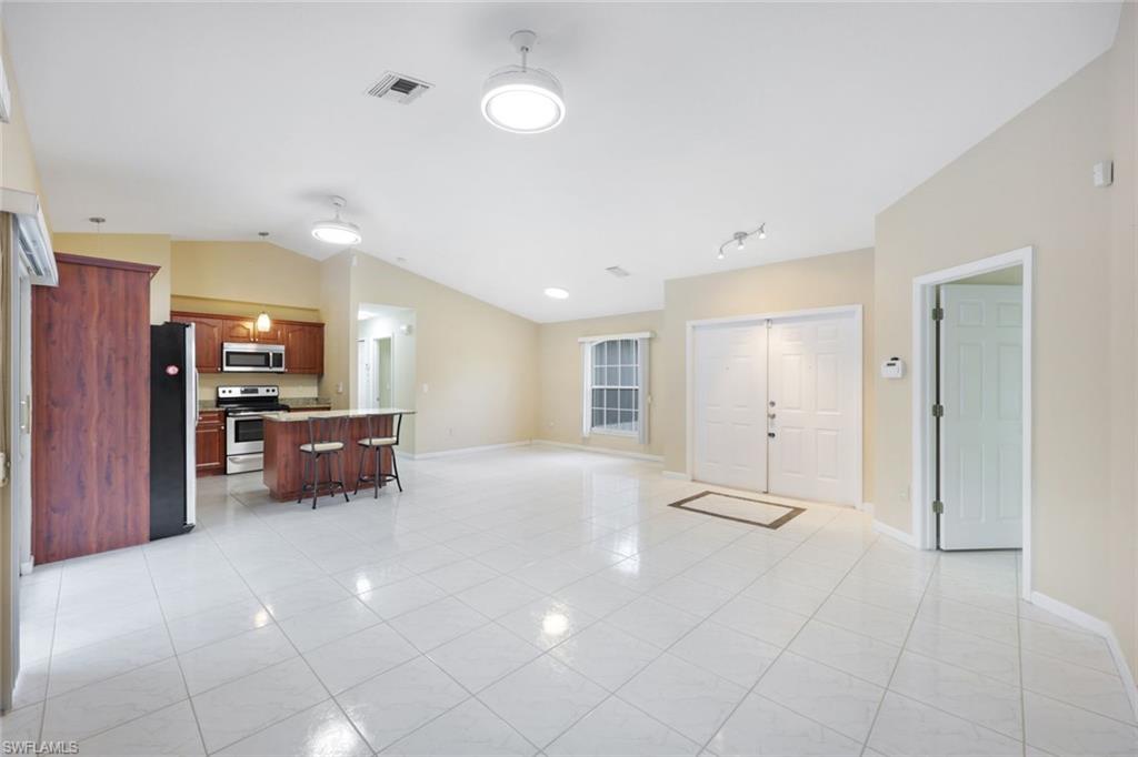 CAPE CORAL - Residential Lease