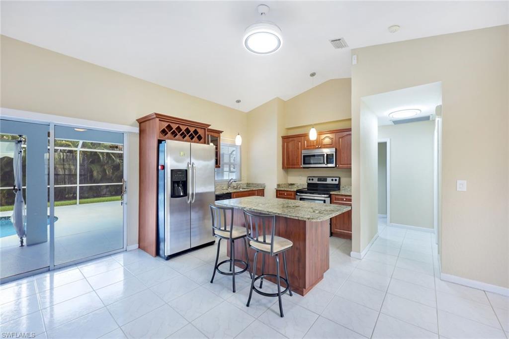 CAPE CORAL - Residential Lease