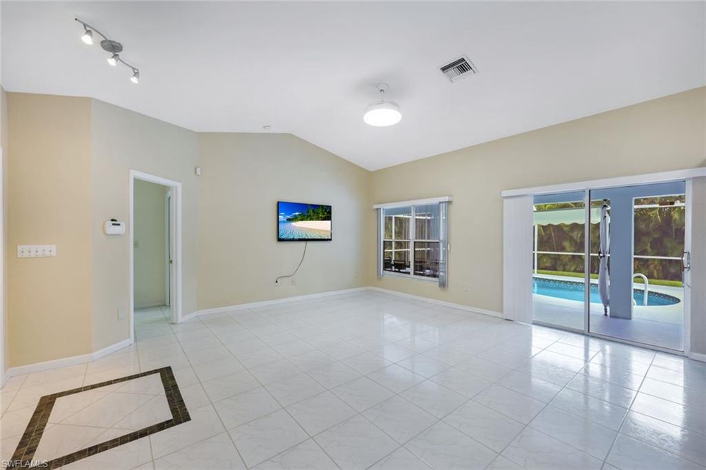 CAPE CORAL - Residential Lease