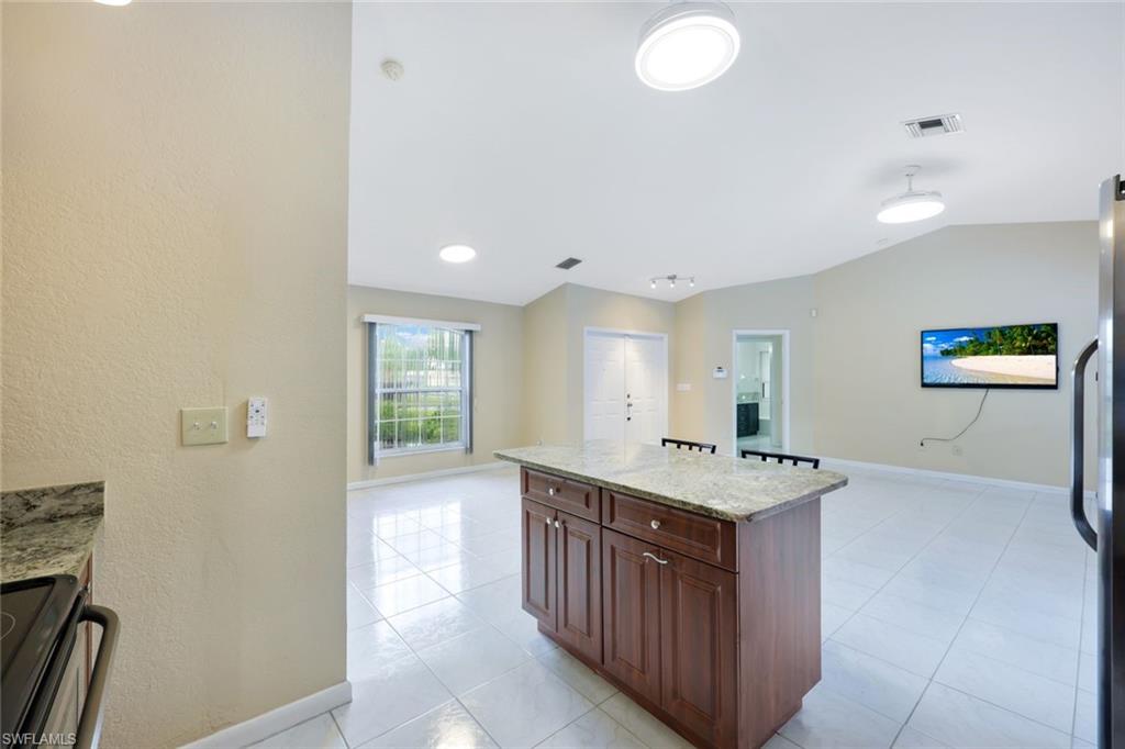 CAPE CORAL - Residential Lease