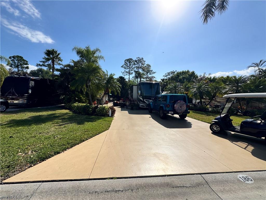 RIVERBEND MOTORCOACH RESORT - Land