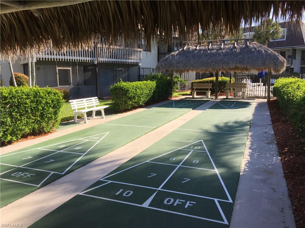 ISLAND MANOR APTS - Residential