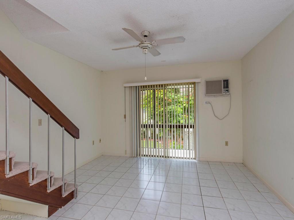 ISLAND MANOR APTS - Residential