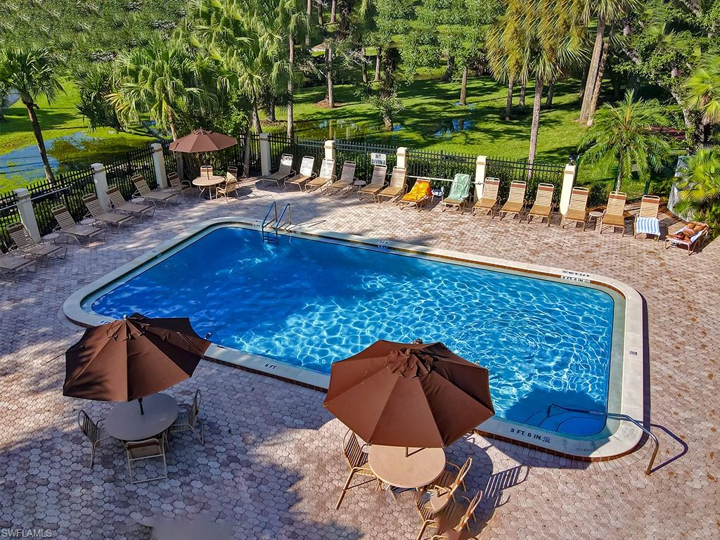 PARKSIDE CONDO - Residential