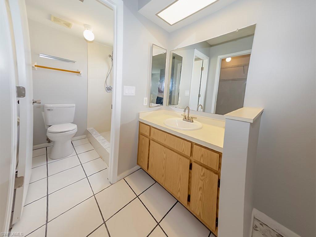 PARKSIDE CONDO - Residential