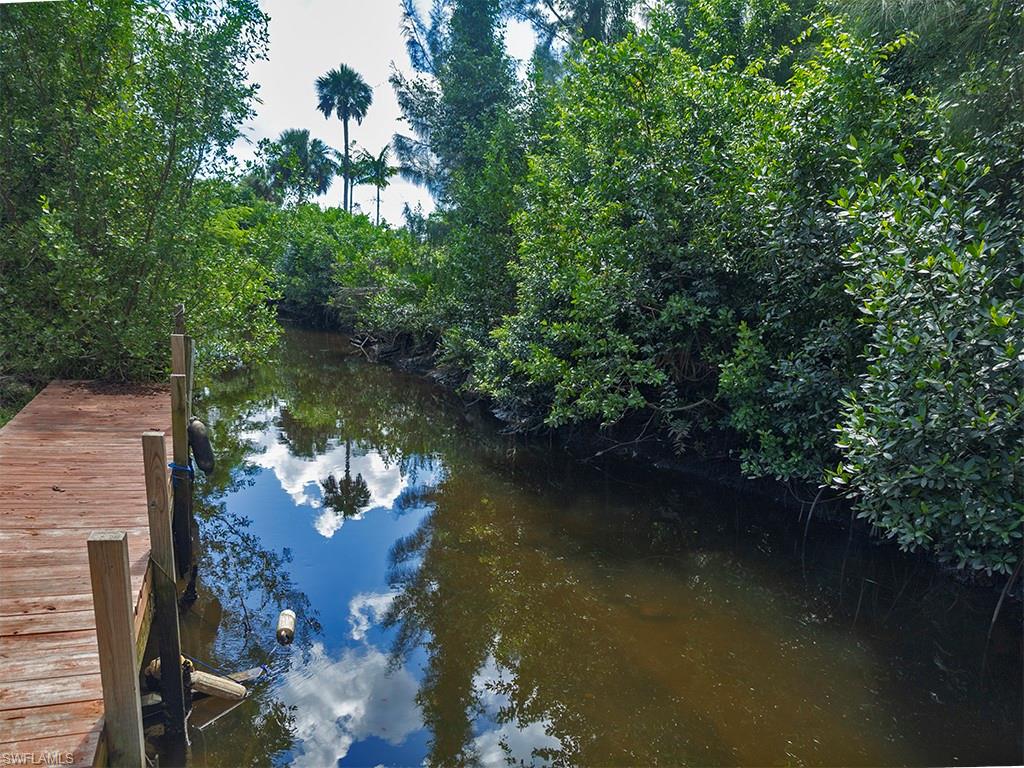 PARKSIDE CONDO - Residential