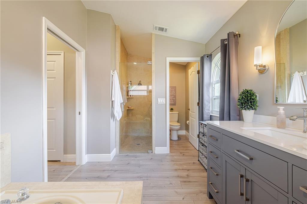 MAHOGANY RUN - Residential