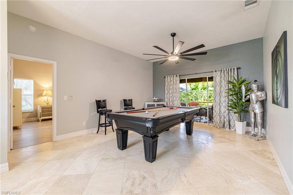 MAHOGANY RUN - Residential