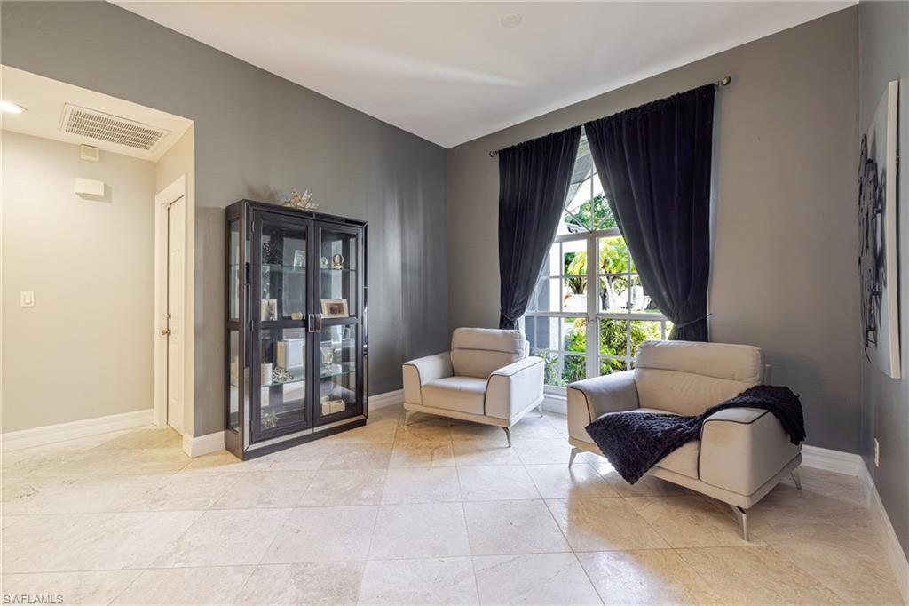 MAHOGANY RUN - Residential