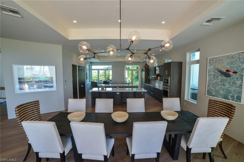 BAREFOOT BEACH - Residential