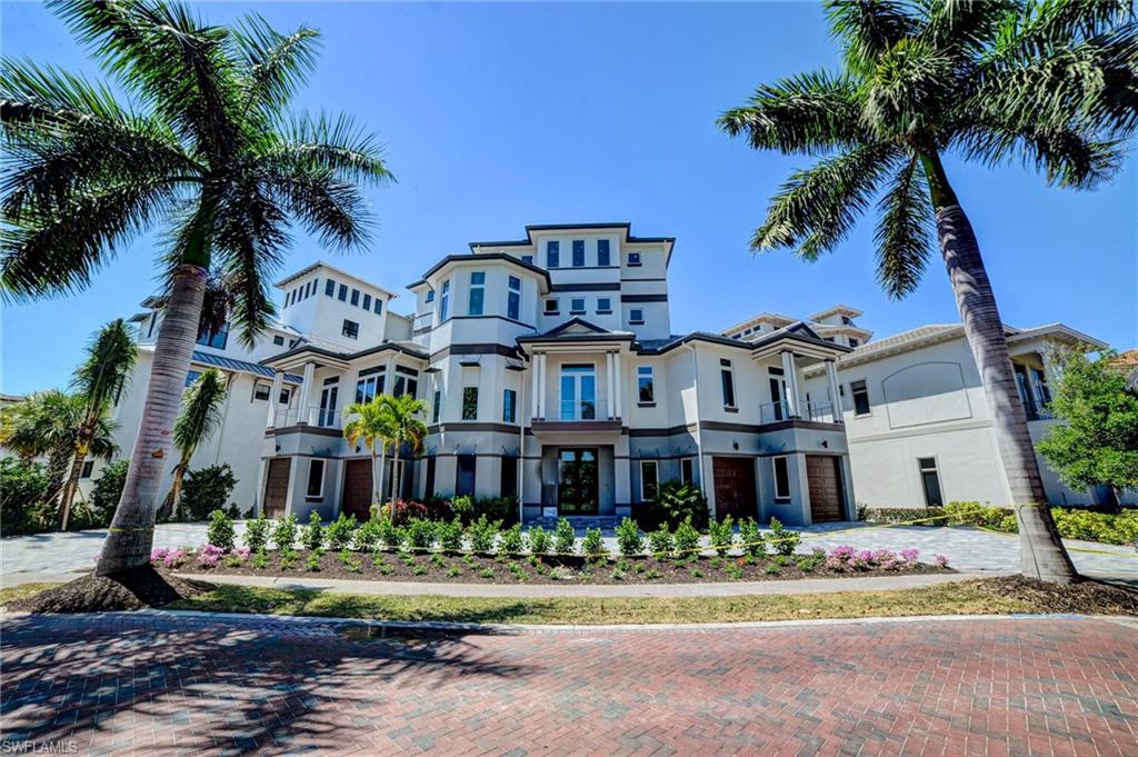 BAREFOOT BEACH - Residential