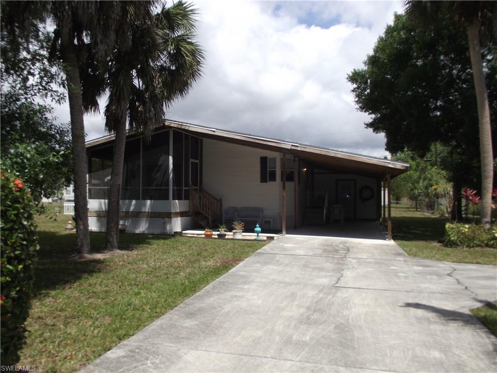 OAK CREEK MANOR - Residential