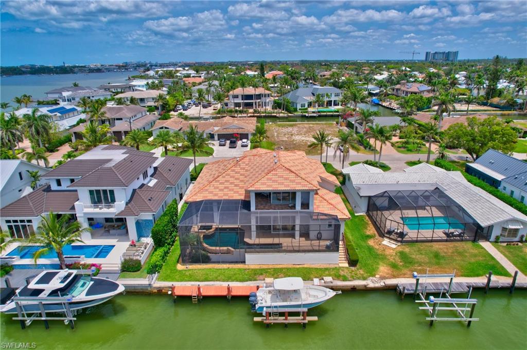 ROYAL HARBOR - Residential