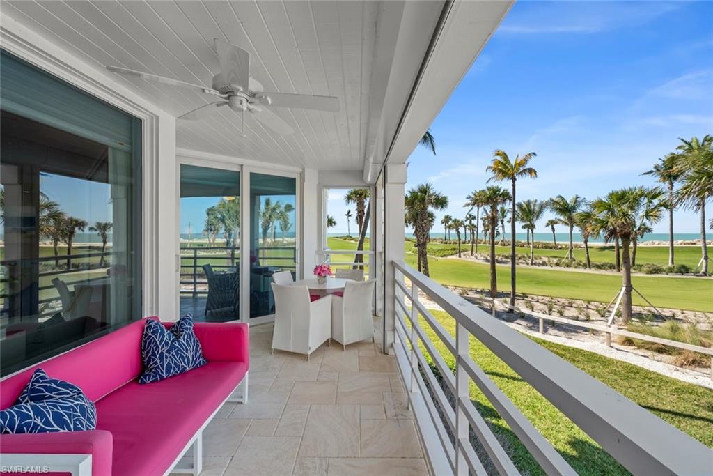 LAND'S END - Residential