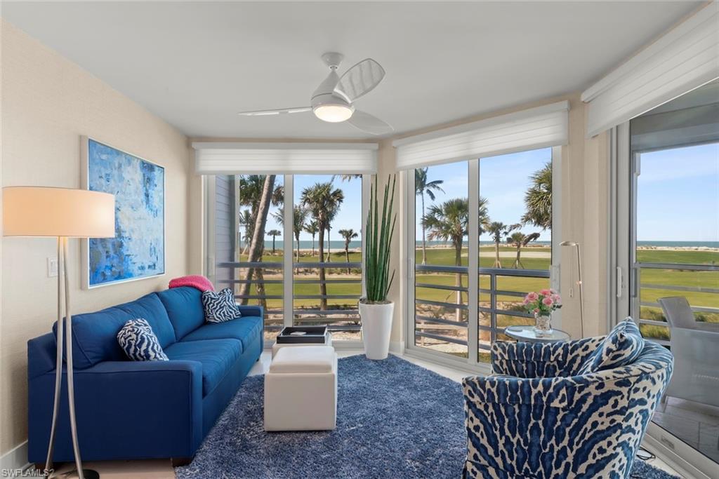 LAND'S END - Residential