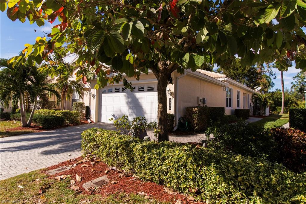 REFLECTION LAKES - Residential