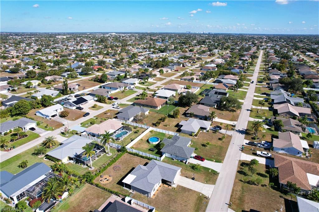 CAPE CORAL - Residential