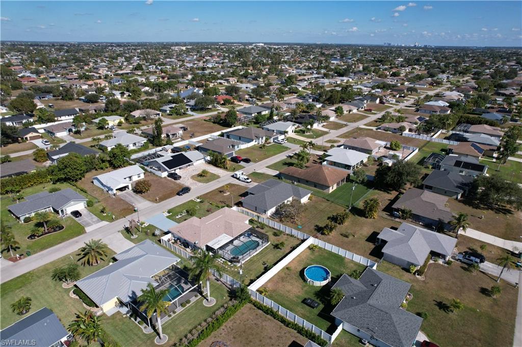 CAPE CORAL - Residential