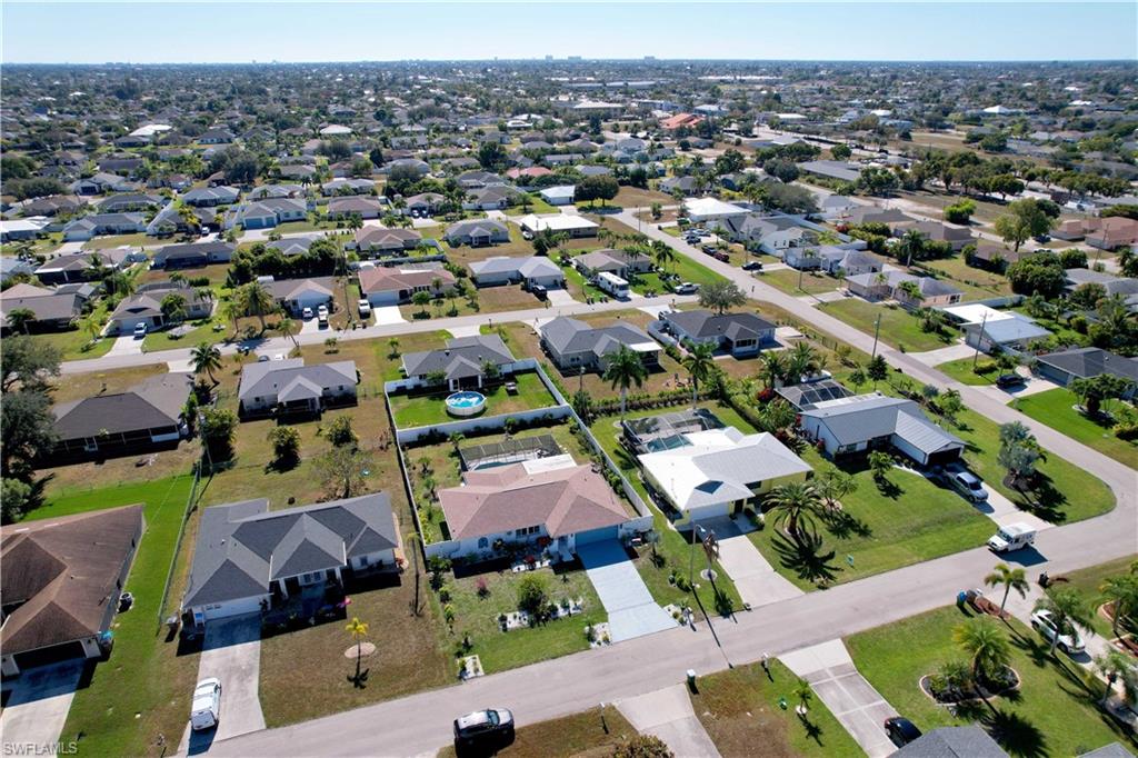 CAPE CORAL - Residential