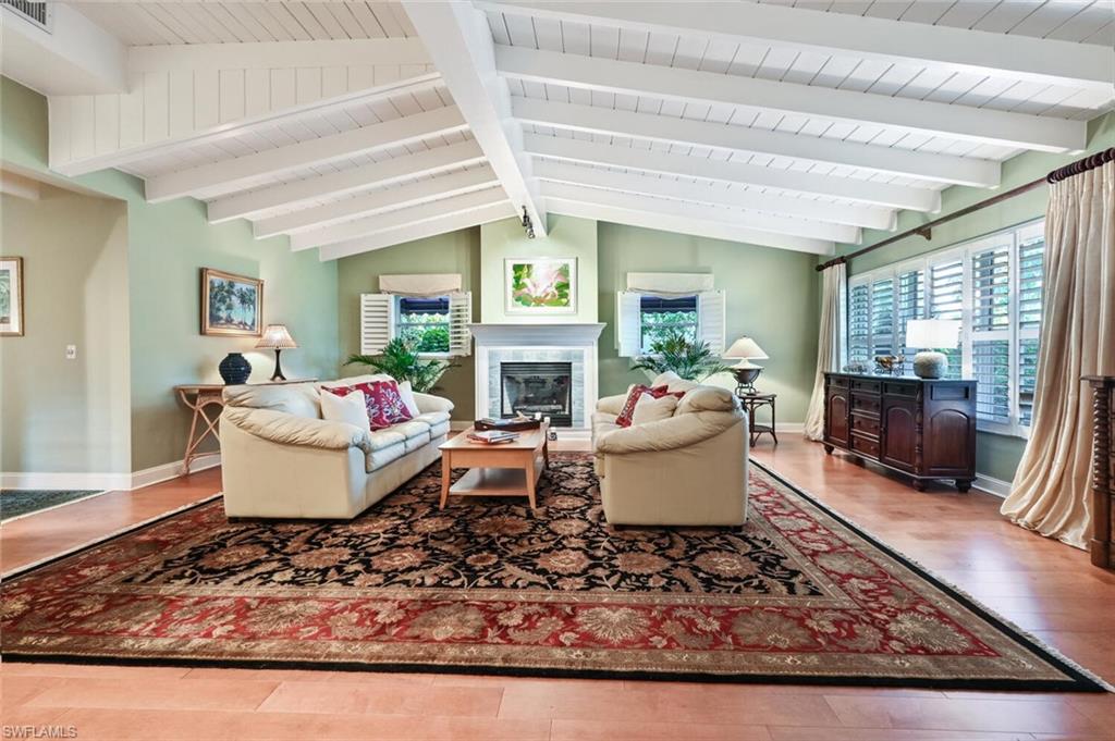 OLDE NAPLES - Residential