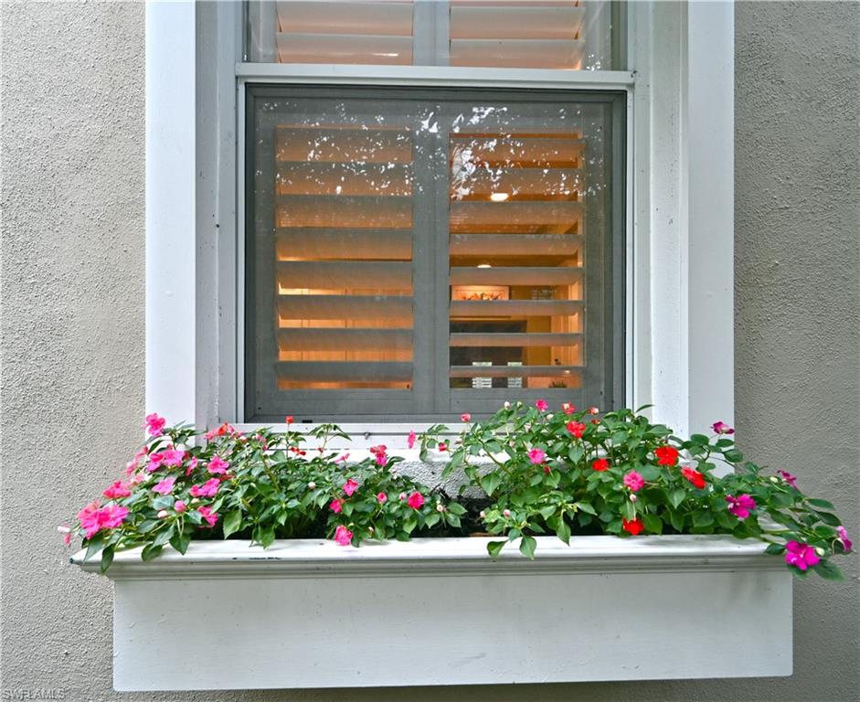 OLDE NAPLES - Residential