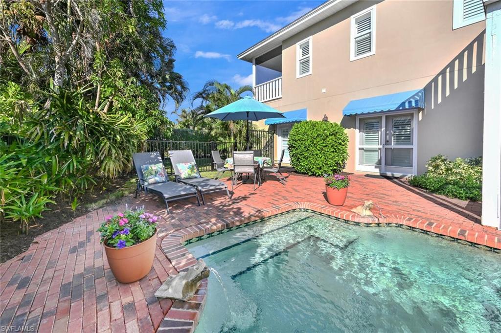 OLDE NAPLES - Residential